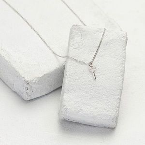 THE GIVING KEYS// charity necklace